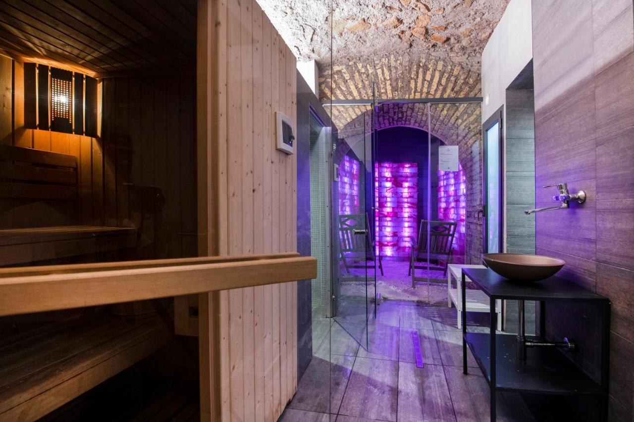 77 Seventy-seven - Maison D'art Collection 4* Rom